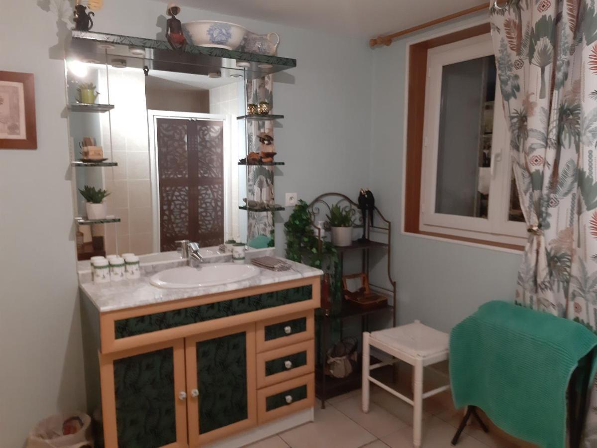 Bed and Breakfast O Tour Du Monde Cellettes  Esterno foto