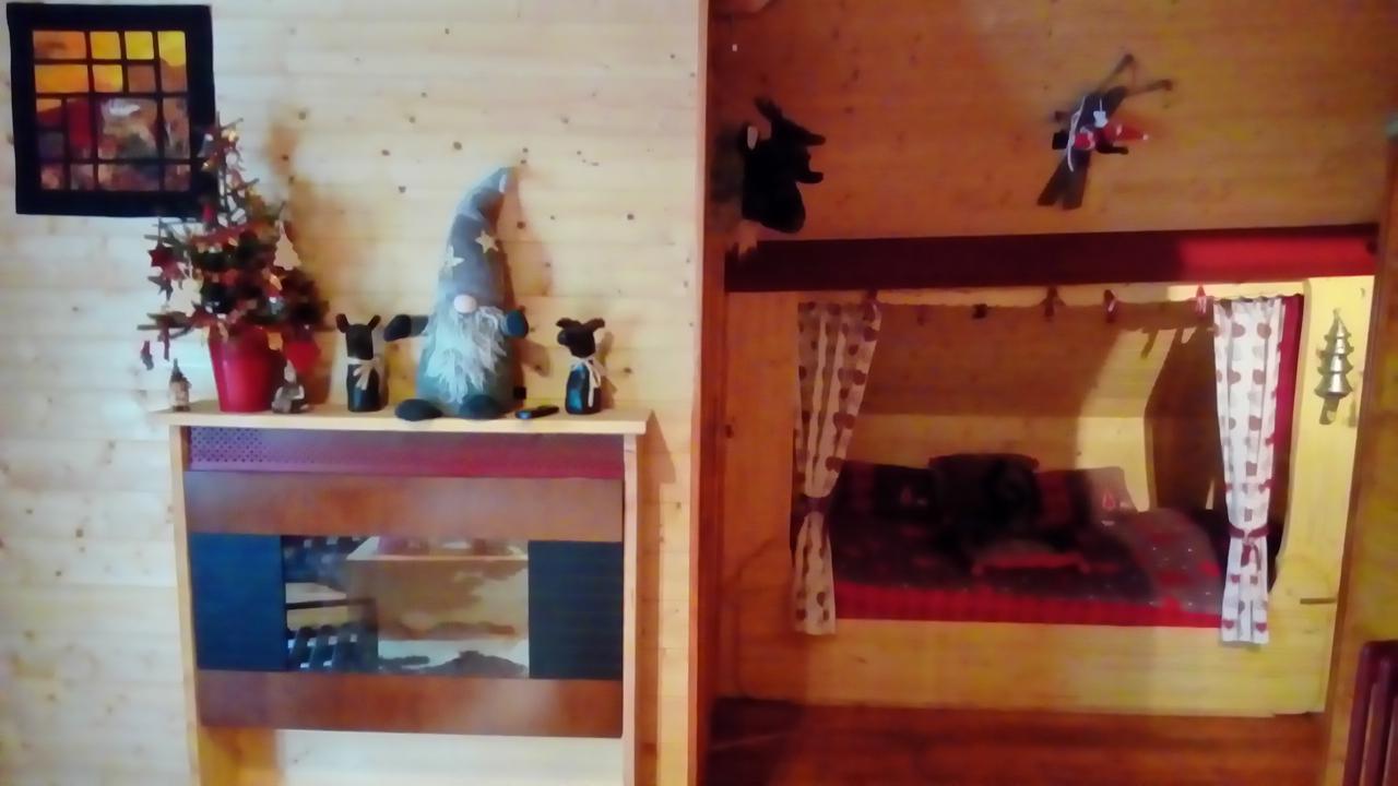 Bed and Breakfast O Tour Du Monde Cellettes  Esterno foto