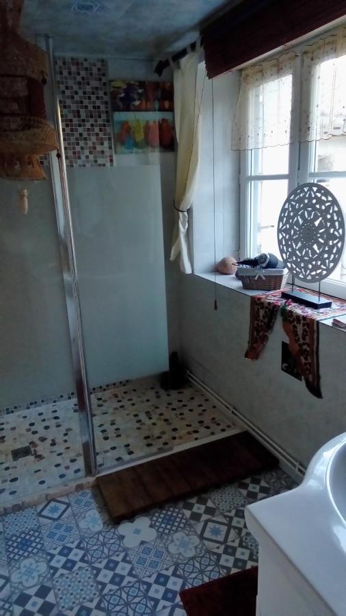 Bed and Breakfast O Tour Du Monde Cellettes  Esterno foto